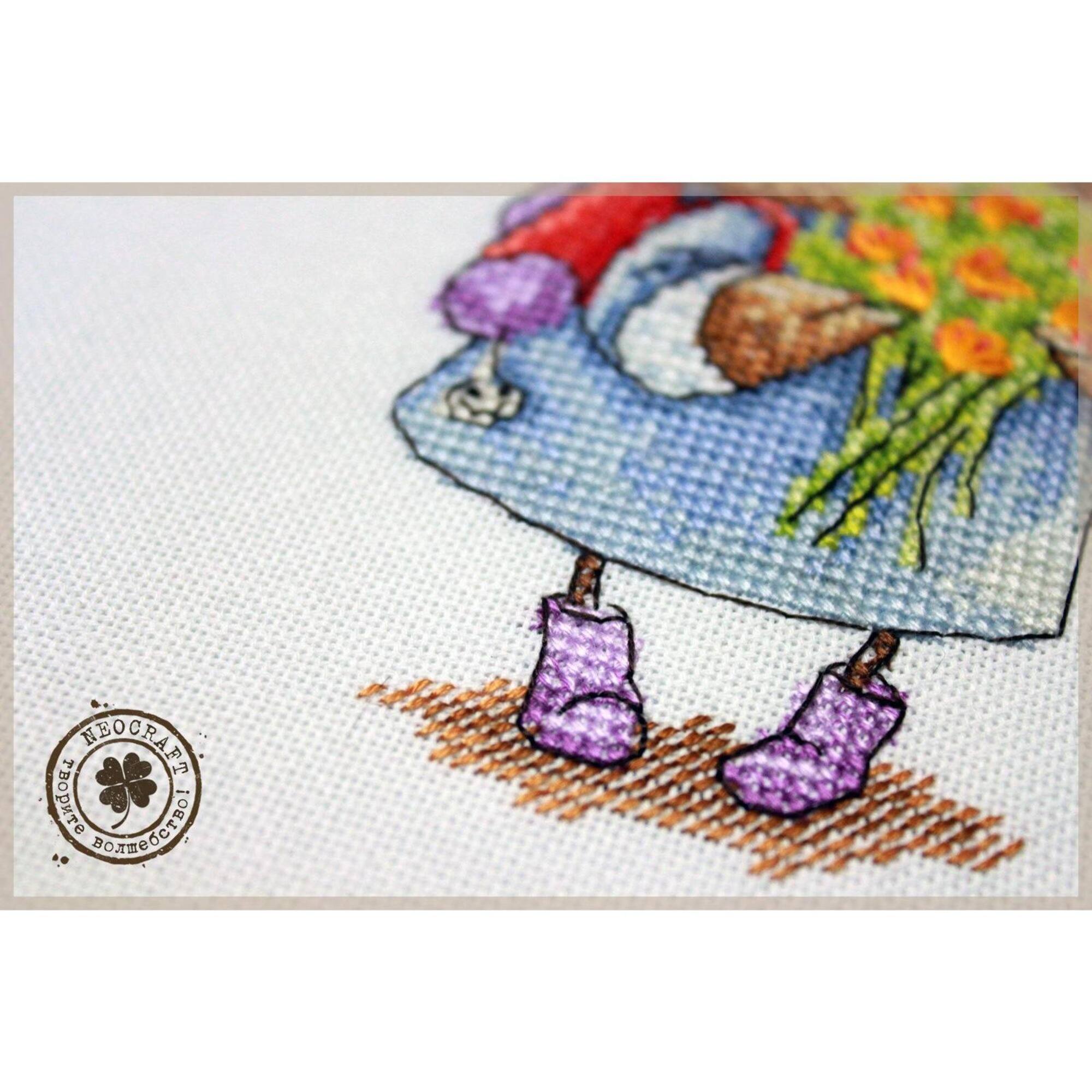 Neocraft Owl With Flowers Cross Stitch Kit